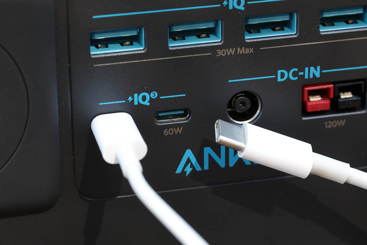 Anker PowerHouse II 800 | ポータブル電源の製品情報 | Anker